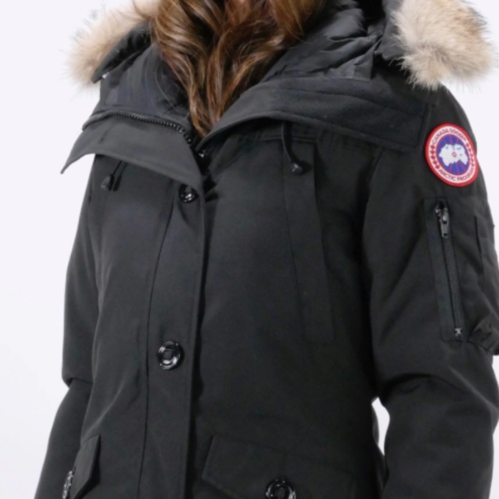 Well Used Montebello Canada Goose Down Winter Coat